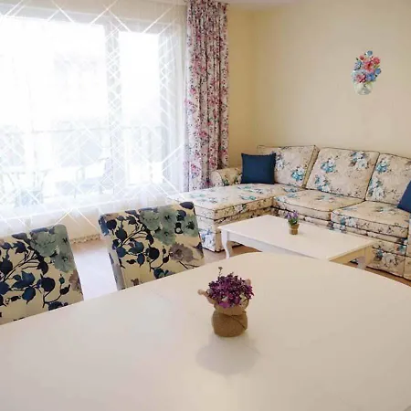 Apartment Kashtite